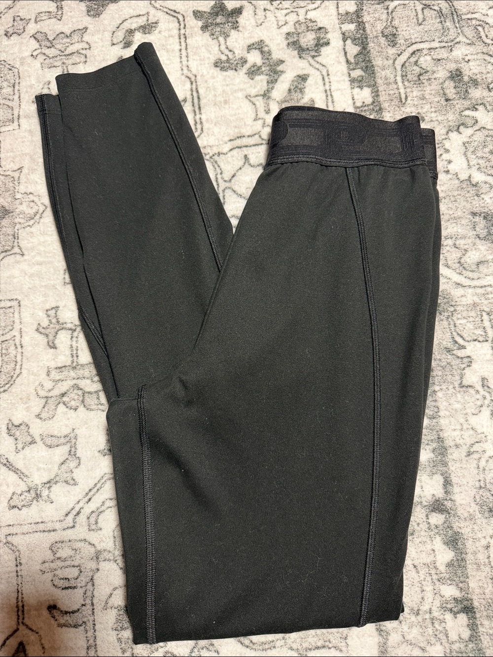 PINK Victoria's Secret Black womans active leggings